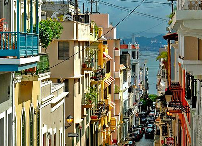 Old San Juan relied entirely on wireless systems, due to it’s narrow scenic streets and lack of communications infrastructure