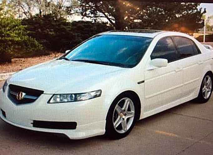 Lois Riess is believed to be driving the victim’s 2005 white Acura TL (FL tag Y37TAA).
