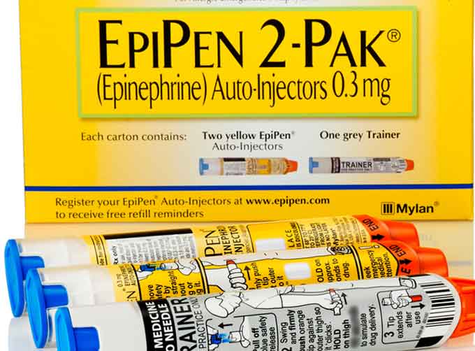 In a move meant to help ease shortages of EpiPen (epinephrine) auto-injectors, the US Food and Drug Administration (FDA) has extended by 4 months the expiration date of specific lots of 0.3-mg products marketed by Mylan. (Courtesy of Mylan)