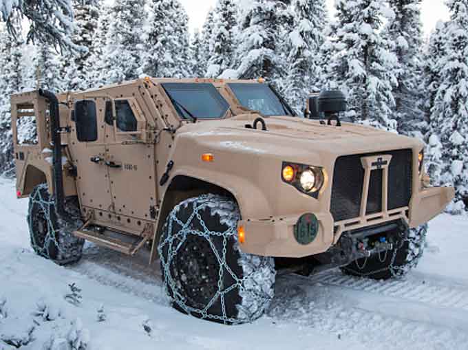 The Oshkosh JLTV offers enhanced protection and extreme mobility both off-road and in dense urban terrain.