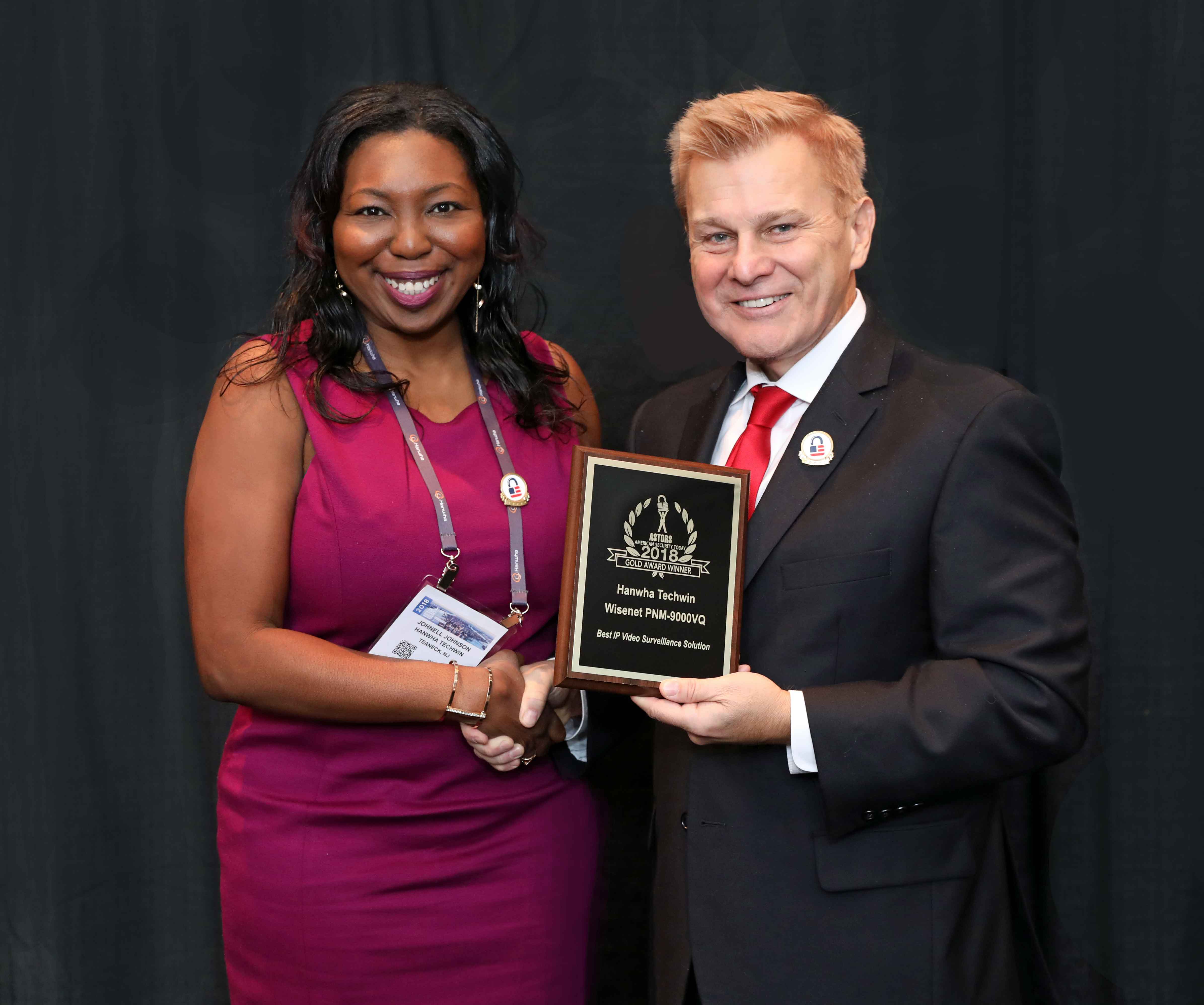 Johnell Johnson, Marketing Communications Manager for Hanwha Techwin America, accepting the company’s 2018 ‘ASTORS’ Award at ISC East