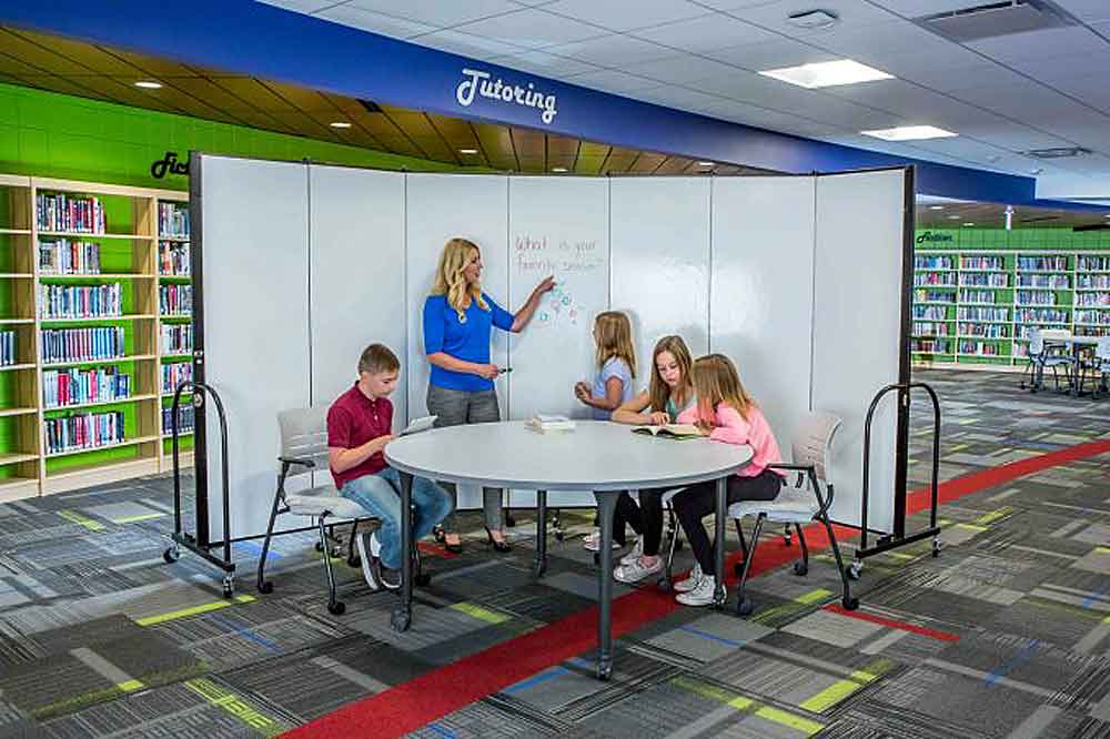 The ballistic mobile wall panels as part of the SaFEEspace design concept can be used prior to an event as a reading space, craft or an activities space within a classroom, to develop familiarity and for young children to become accustomed to utilizing these safe spaces.