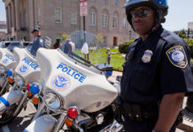 If you are one of the 1.4 million people that visit any of the 9,000 federal facilities each day, the Federal Protective Service is there to keep you safe.