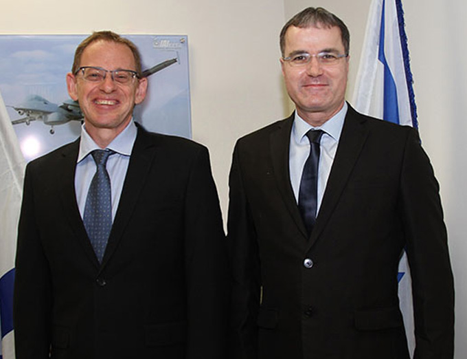 Adi Dulberg, IAI-ELTA VP and GM Intelligence, Communications and EW Division (at left), and Erez Tsur, President of Carbyne.
