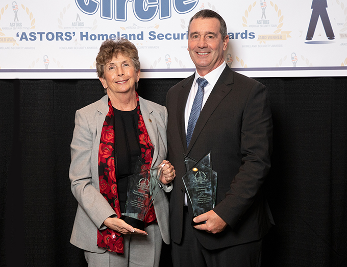 TSA Administrator Pekoske (at right), was honored with the 2021 ‘ASTORS’ Extraordinary Government Leadership & Innovation Person of the Year, and Dr. Kathleen Kiernan with the 2021 ‘ASTORS’ Extraordinary Industry Leadership & Innovation Person of the Year