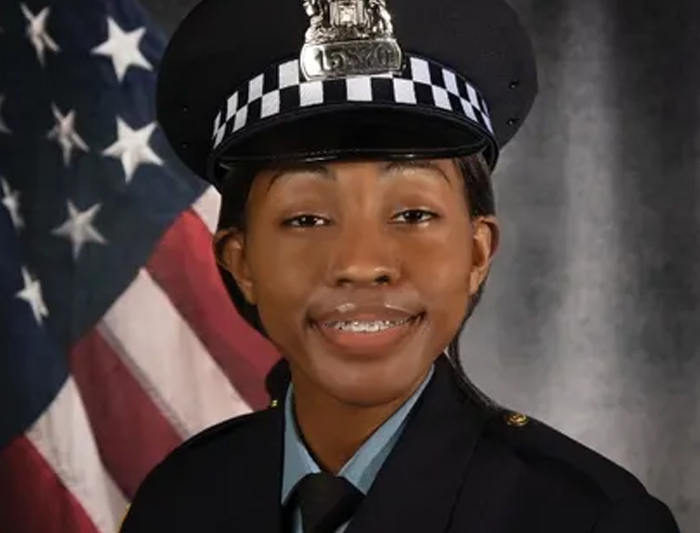 Chicago Police Officer Aréanah Preston would have been awarded her Master’s Degree at Loyola University’s commencement on Saturday, but was gunned down in a robbery a week prior. (Courtesy of the Chicago Police Department)