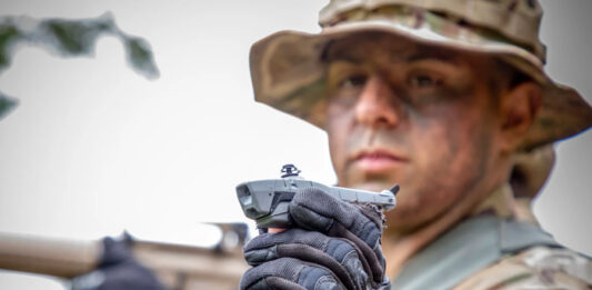 Extremely light, the combat-proven, pocket-sized Black Hornet from Teledyne FLIR Defense, transmits thermal and live video and HD still images to the operator, equipping the non-specialist dismounted soldier with immediate covert situational awareness (SA).